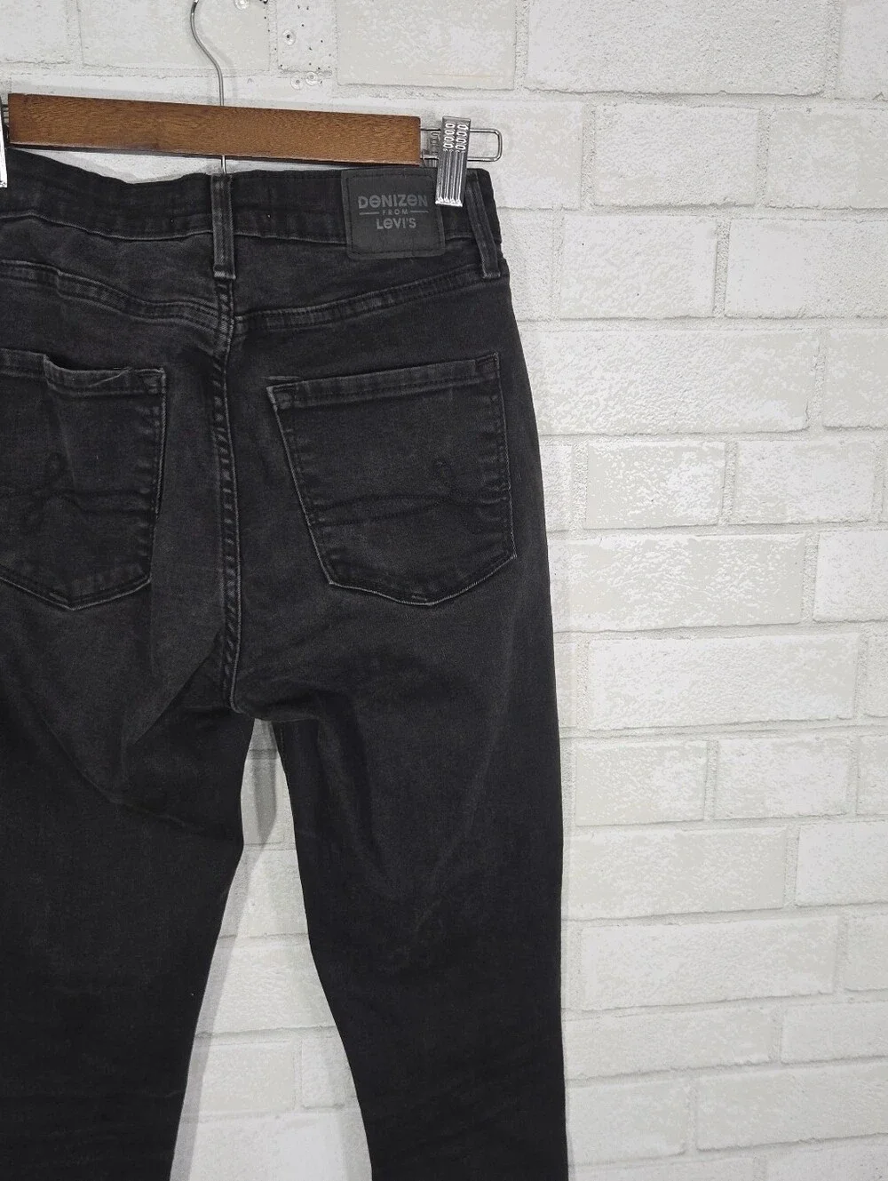 Denizen from Levi's ultra high-rise super skinny jeans